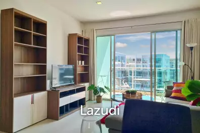 The Seacraze : 2 Bedroom Corner Unit Pool View