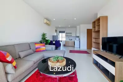 The Seacraze : 2 Bedroom Corner Unit Pool View