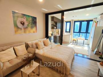 1 Bedroom 1 Bathroom 33 SQ.M XT Huaykwang