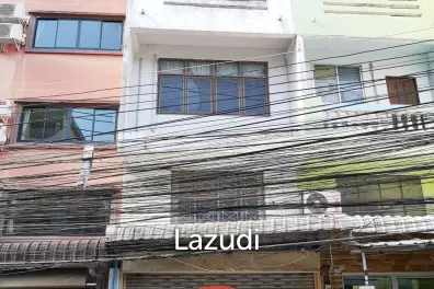 Building For Sale In Pattaya Tai Soi 18