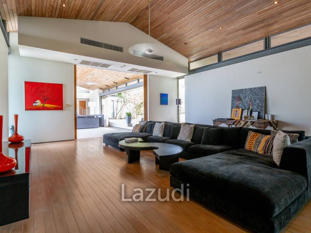 Beach Front Villa Essenza 6 Bed 823 SQ.M Sava Beach Villas
