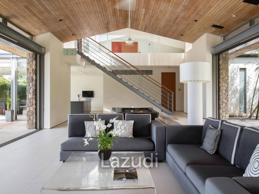 Beach Front Villa Essenza 6 Bed 823 SQ.M Sava Beach Villas