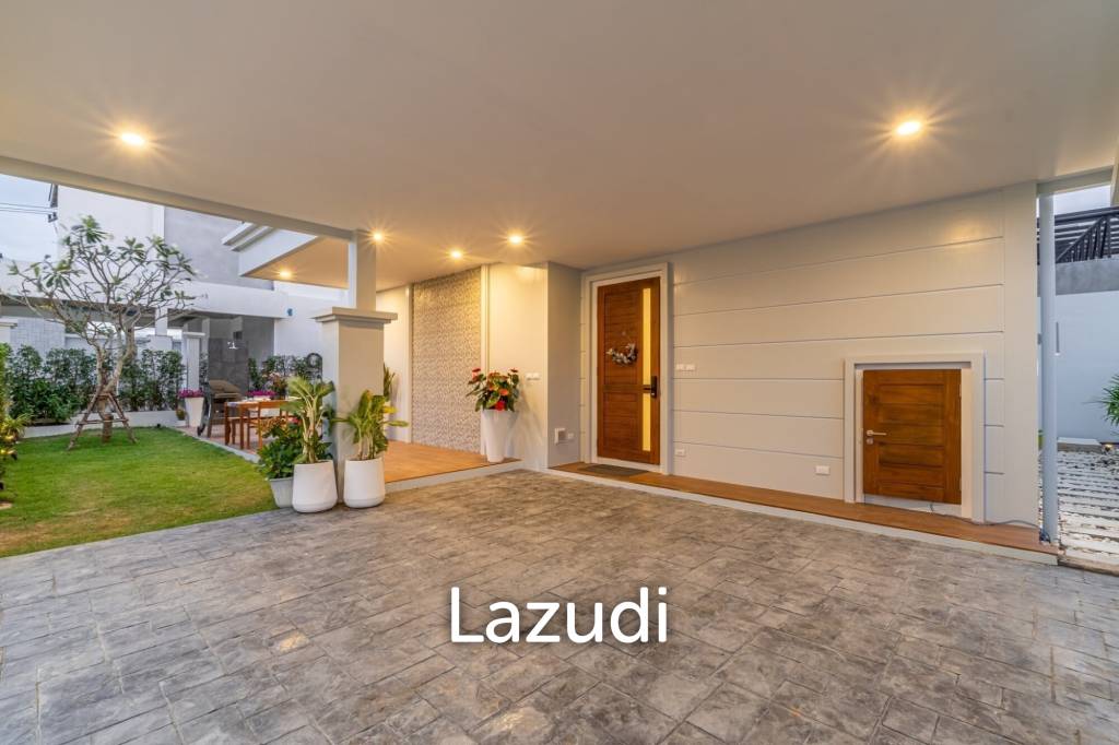 4 Beds 4 Baths 305 SQ.M Rungsii Village