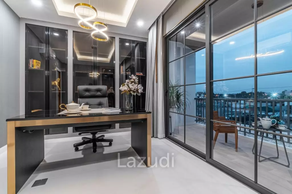 4 Beds 4 Baths 305 SQ.M Rungsii Village