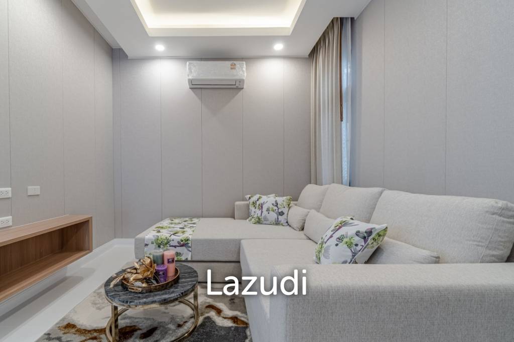 4 Beds 4 Baths 305 SQ.M Rungsii Village