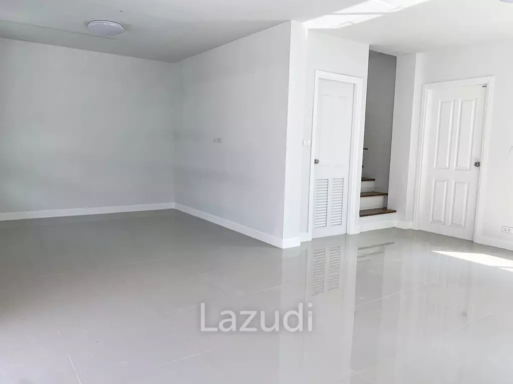 Sales : Townhouse The Rich Ville ratchapruk - rattanathibet
