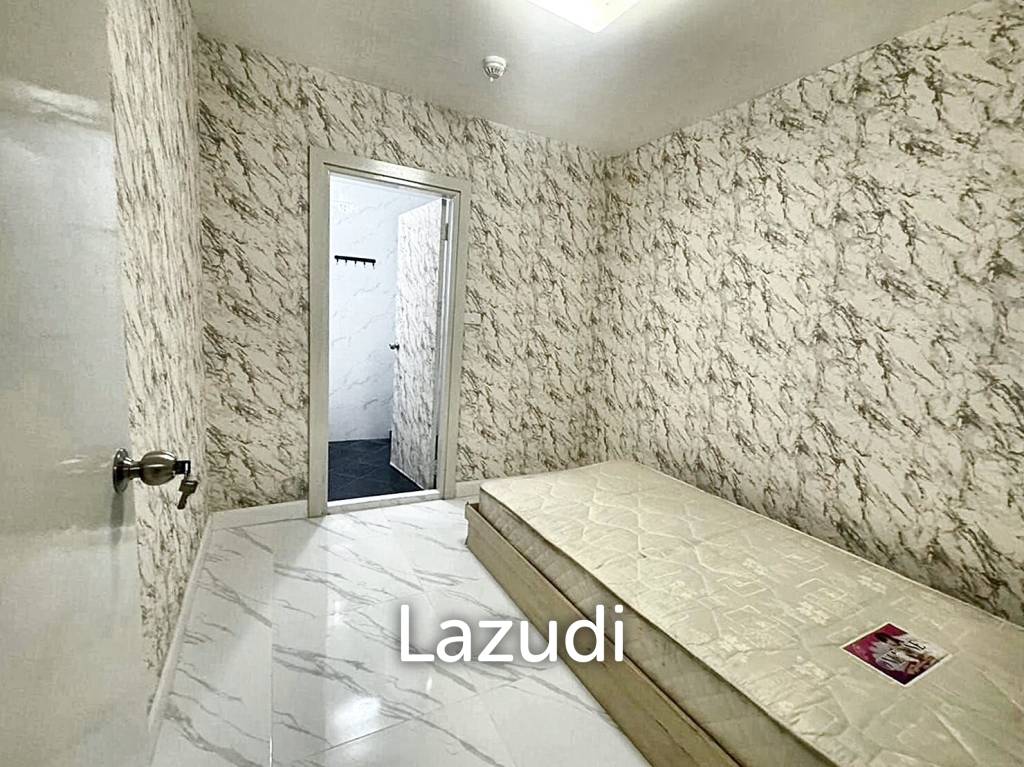 4 Bed 4 Bath 218 SQ.M Supalai Place Sukhumvit 39