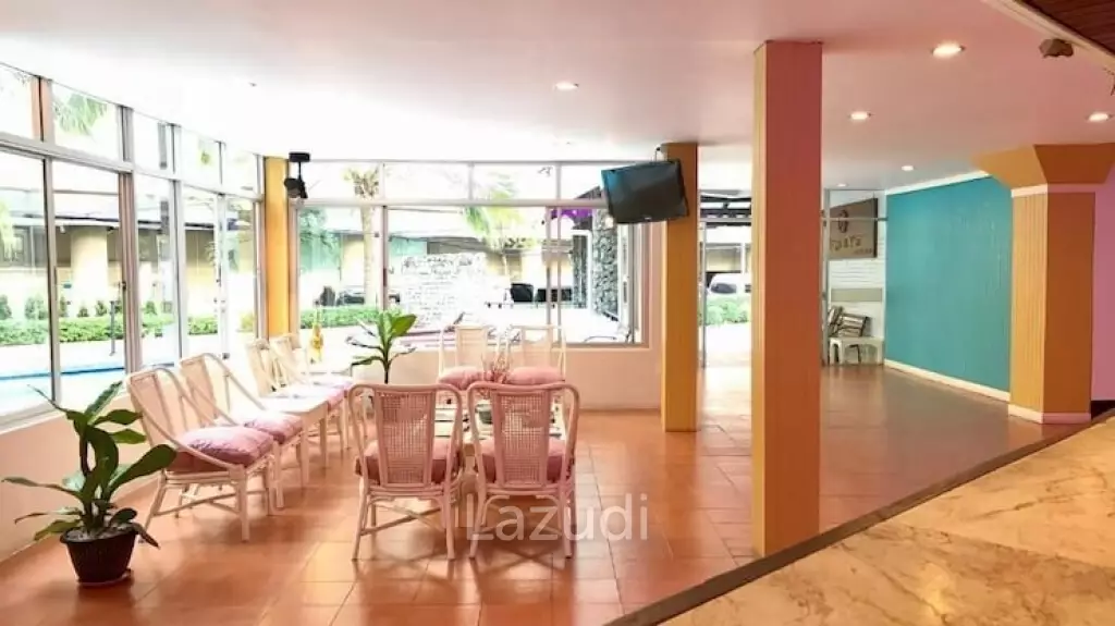 Premier Hotel in Pattaya's Vibrant Center