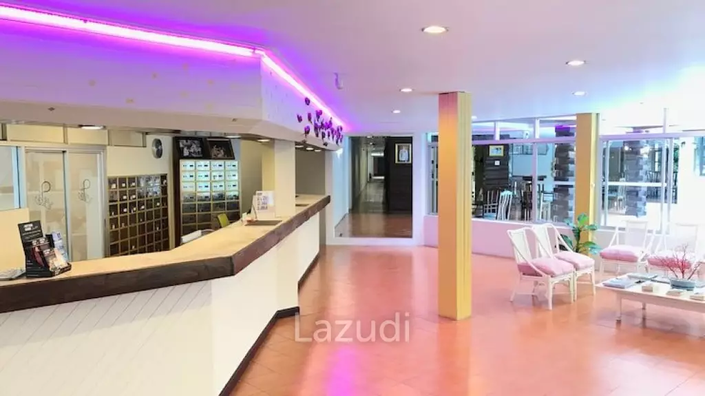 Premier Hotel in Pattaya's Vibrant Center