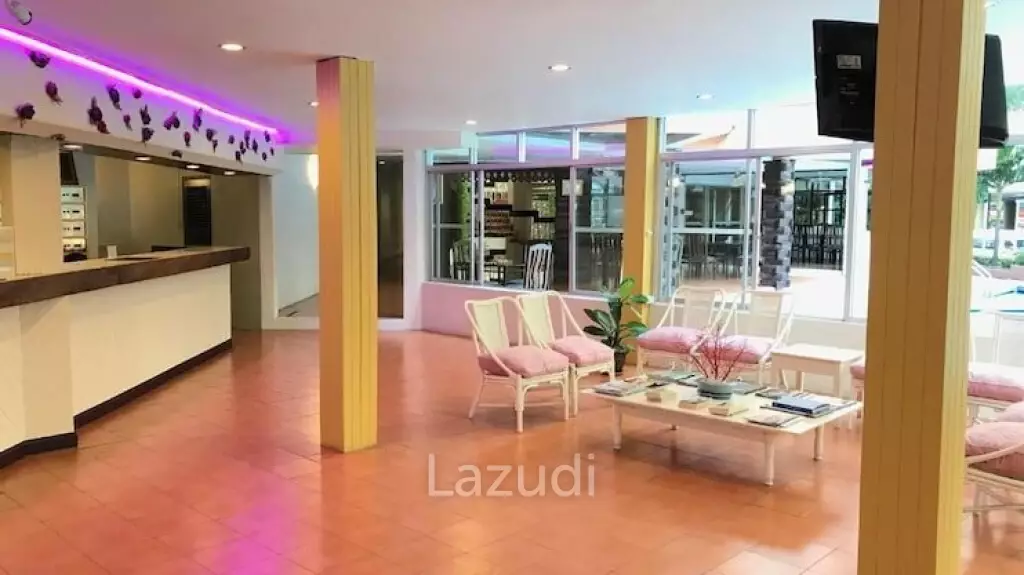 Premier Hotel in Pattaya's Vibrant Center