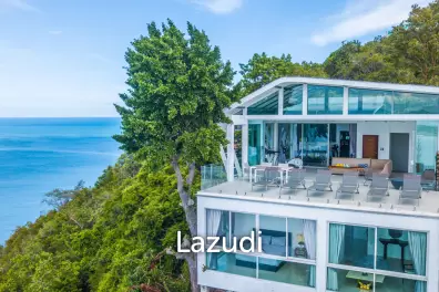 Seaside Elegance: Luxurious 5-Bedroom Villa with Sublime Views of Chaweng Bay in Coral Cove