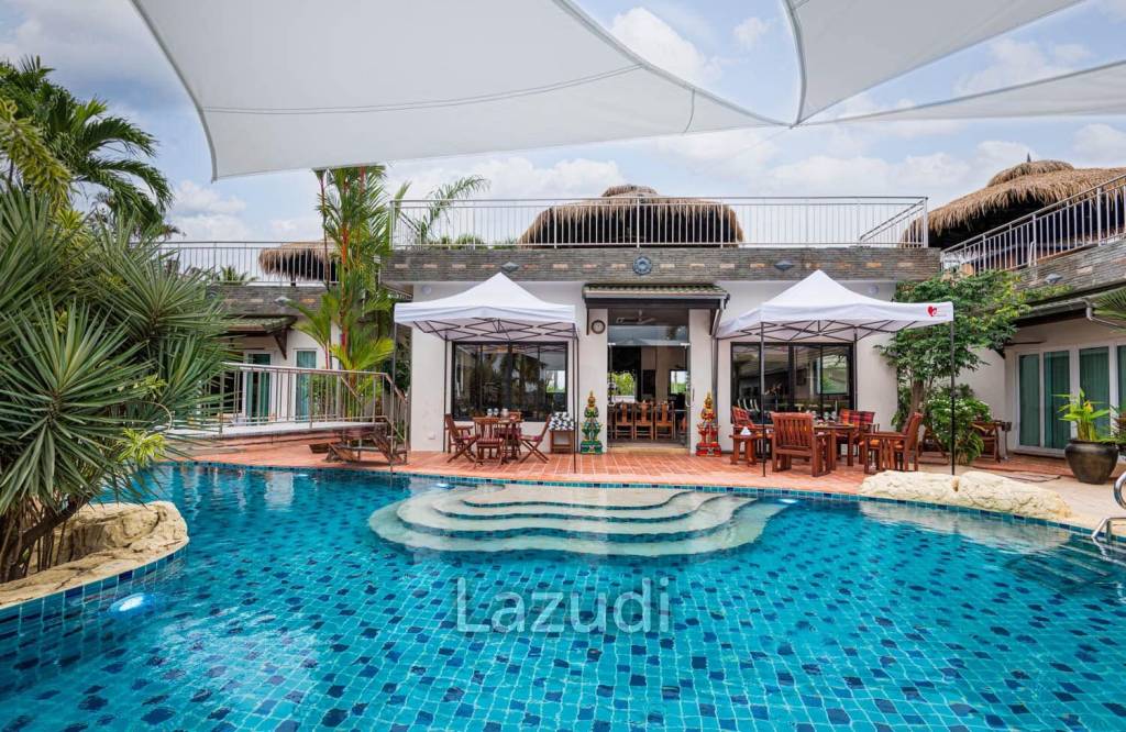 Exquisite Resort Oasis in Phoenix Golf Club