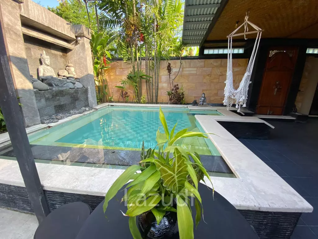 Balinese Villa Steps Away from Facilities