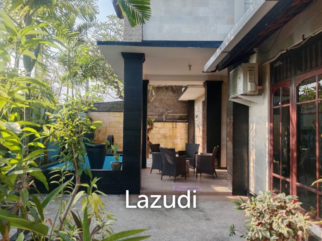Balinese Villa Steps Away from Facilities