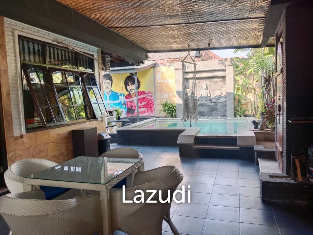 Balinese Villa Steps Away from Facilities