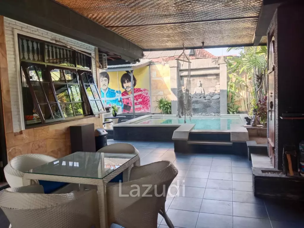 Balinese Villa Steps Away from Facilities