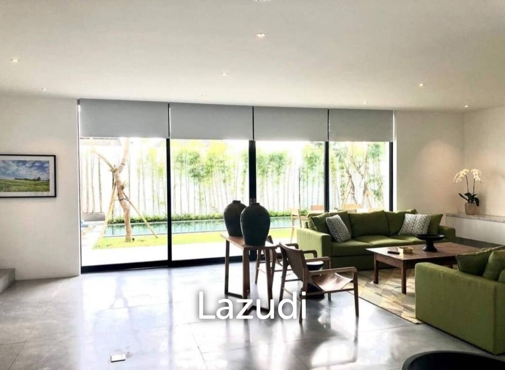 Ultra Chic With Clean Lines – Umalas Villa