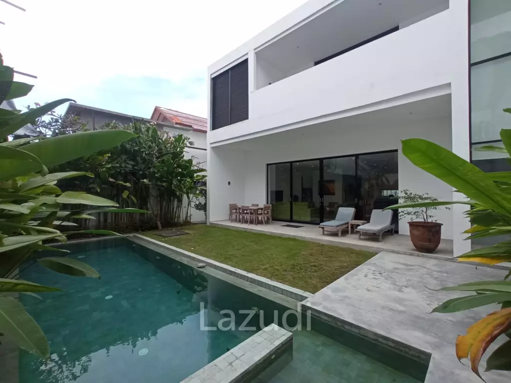 Ultra Chic With Clean Lines – Umalas Villa