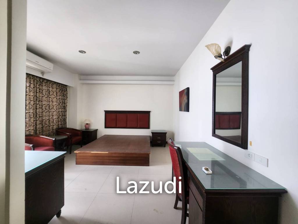 Hotel with Restaurant in Jomtien Beach