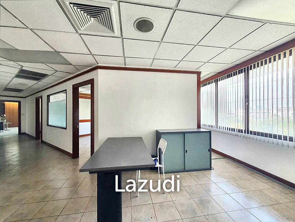 Office for rent Charoen Nakhon