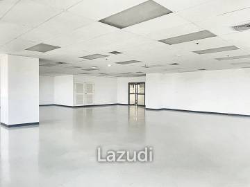 Office for rent  Charn Issara Tower 2