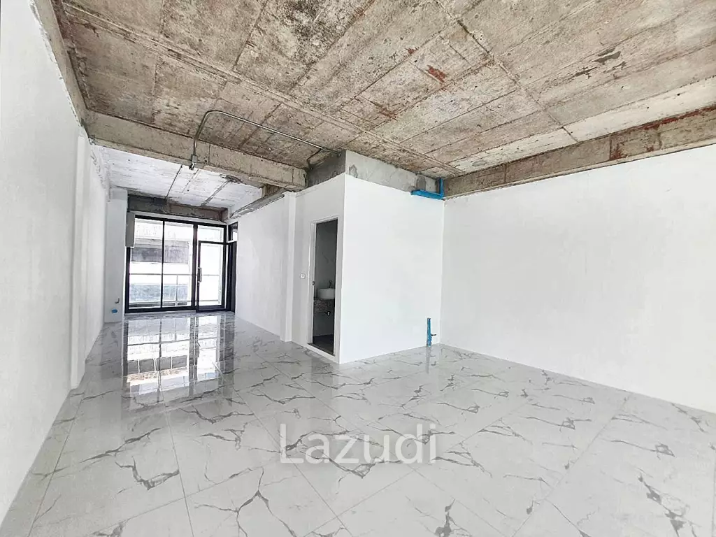Office for rent in silom