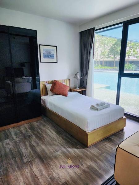 Pool Access 2 Bedroom 67.3 SQ.M. The Deck Condo Patong For Rent