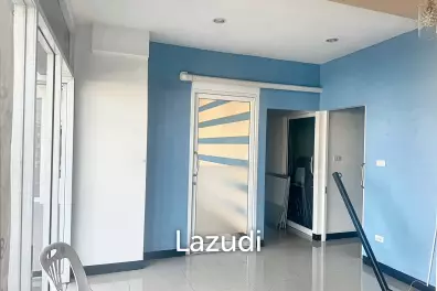Retail For rent Victoria Gardens PhetKasem
