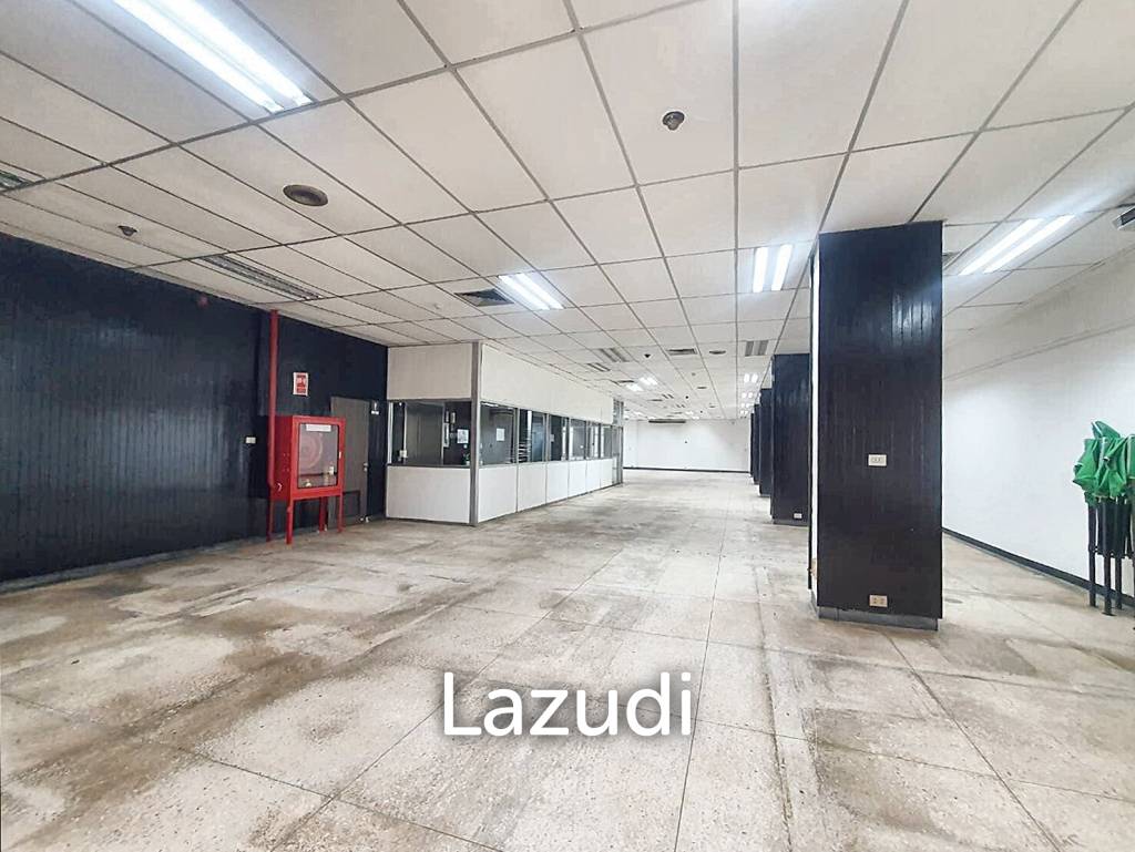 Office for rent Phlapphlachai Building