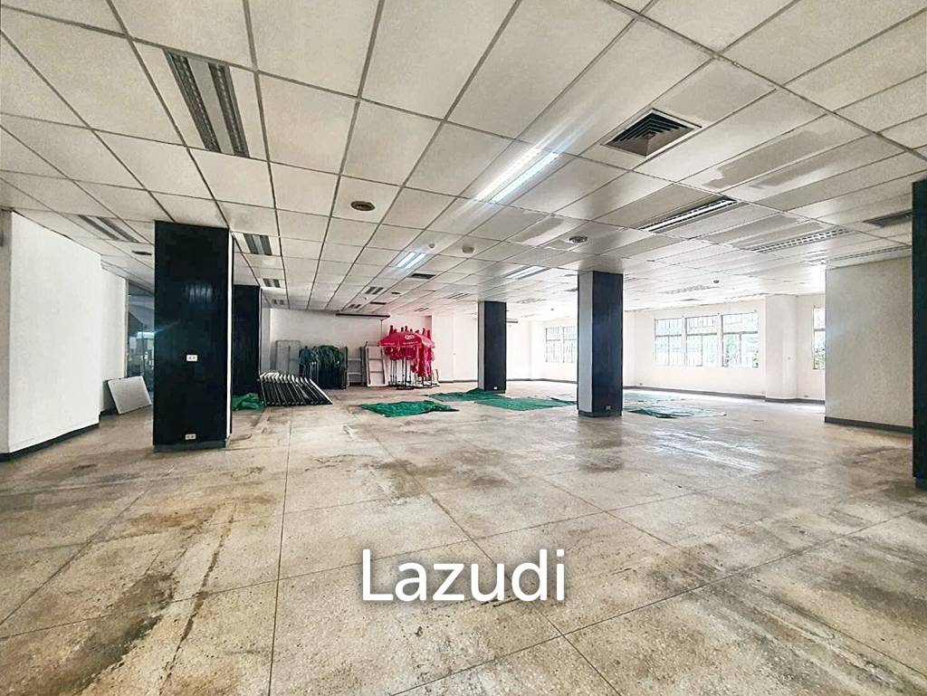 Office for rent Phlapphlachai Building