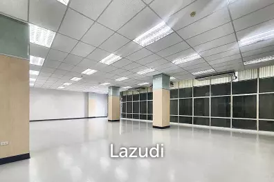 Office for rent Phlapphlachai Building