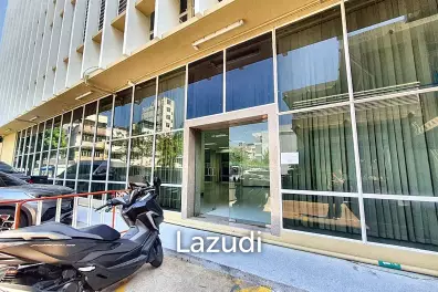 Office for rent Phlapphlachai Building