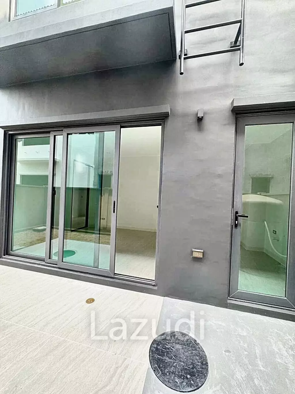Home office for rent in Suan Luang