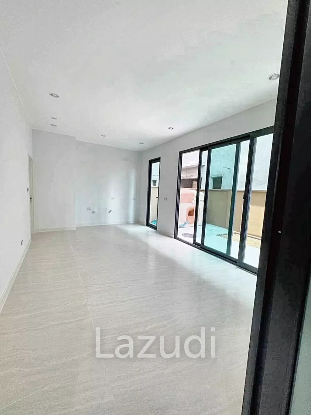 Home office for rent in Suan Luang