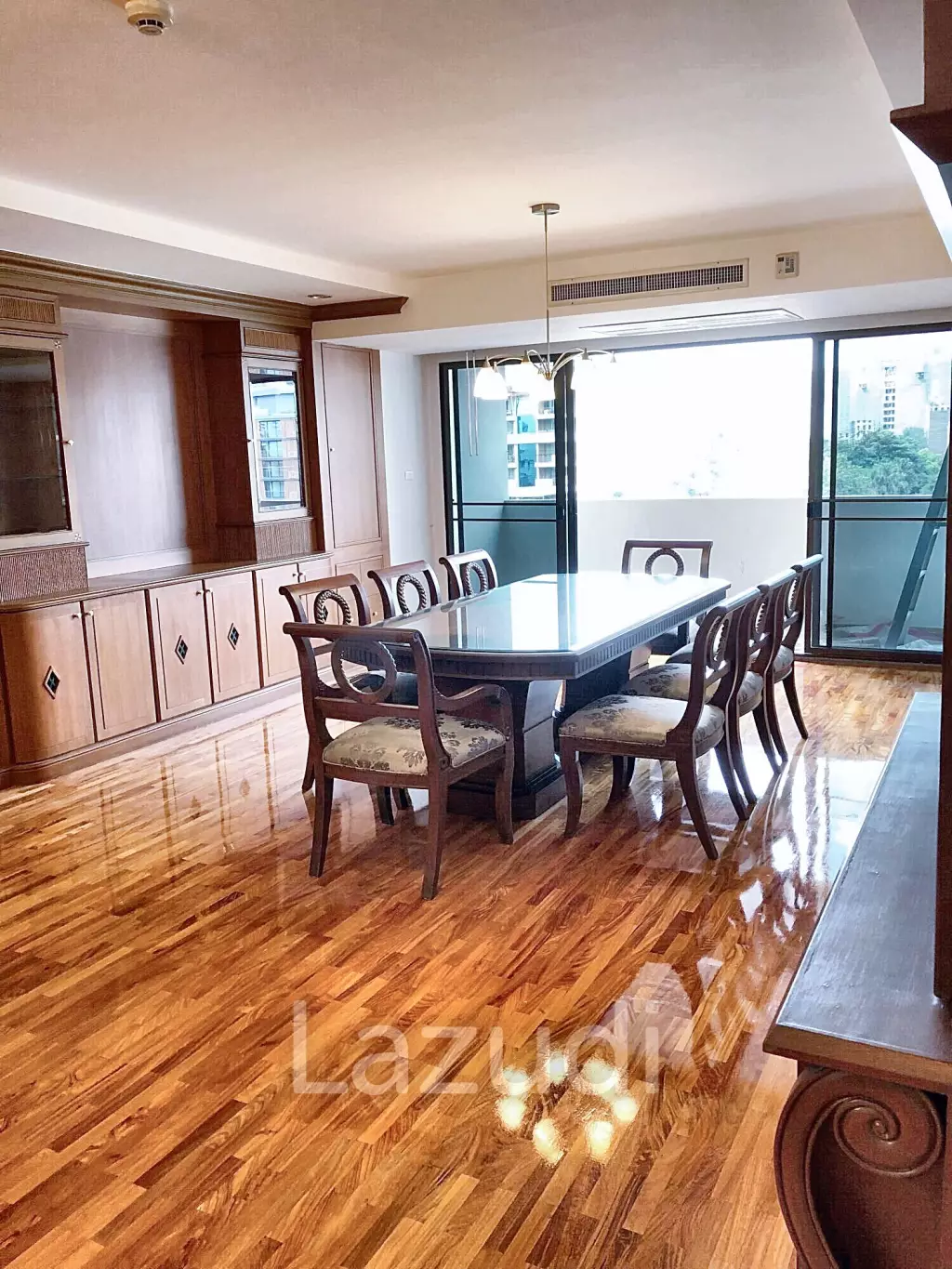 3 Bed 3 Bath 270 SQ.M Sachayan Mansion