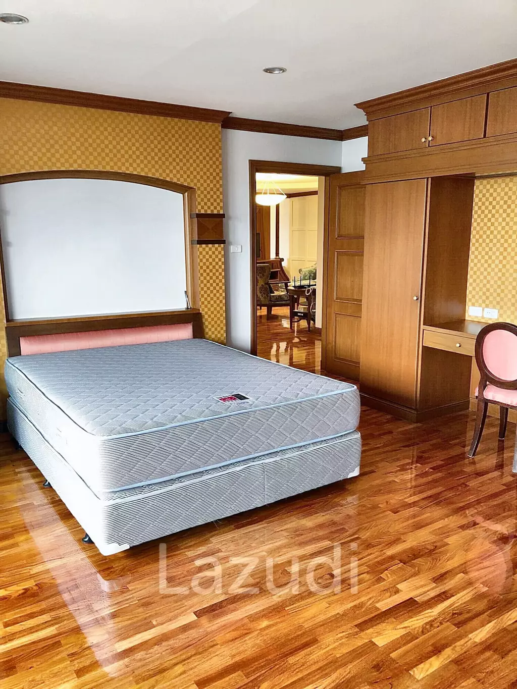 3 Bed 3 Bath 270 SQ.M Sachayan Mansion
