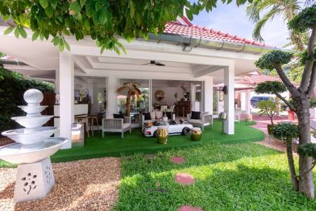 4 Bed 320 SQ.M. Villa For Sale In Rawai