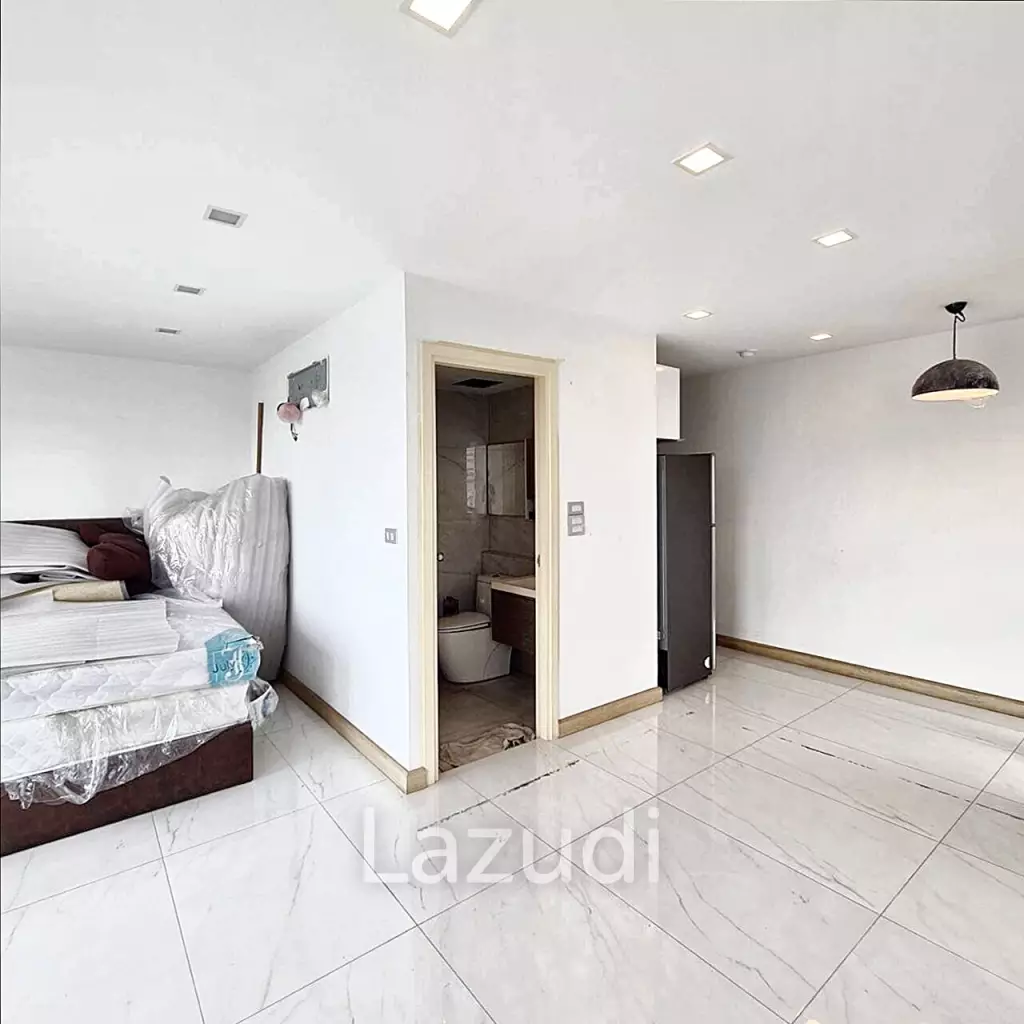 1 Bed 1 Bath 42 SQ.M The ACE Ekamai