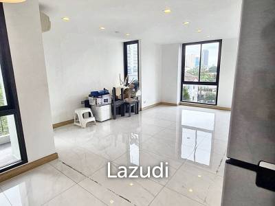 1 Bed 1 Bath 42 SQ.M The ACE Ekamai