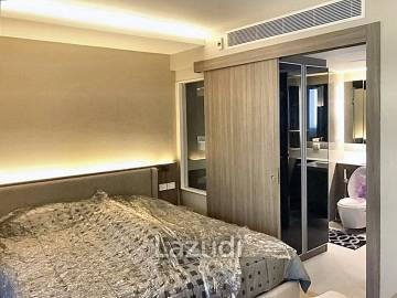 Studio 1 Bathroom 36 SQ.M. Urbitia Thong Lo