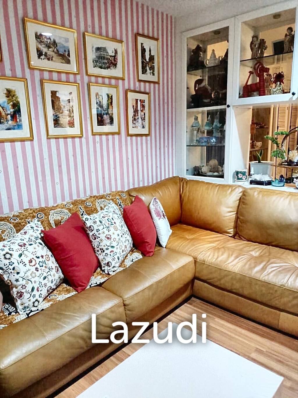 3 Bed 2 Bath 96 SQ.M The Crest Phahonyothin 11