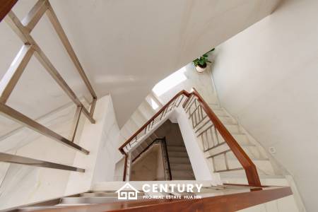 KEHAD FA ISOLATED : 6 bed luxury Beach Front Pool Villas