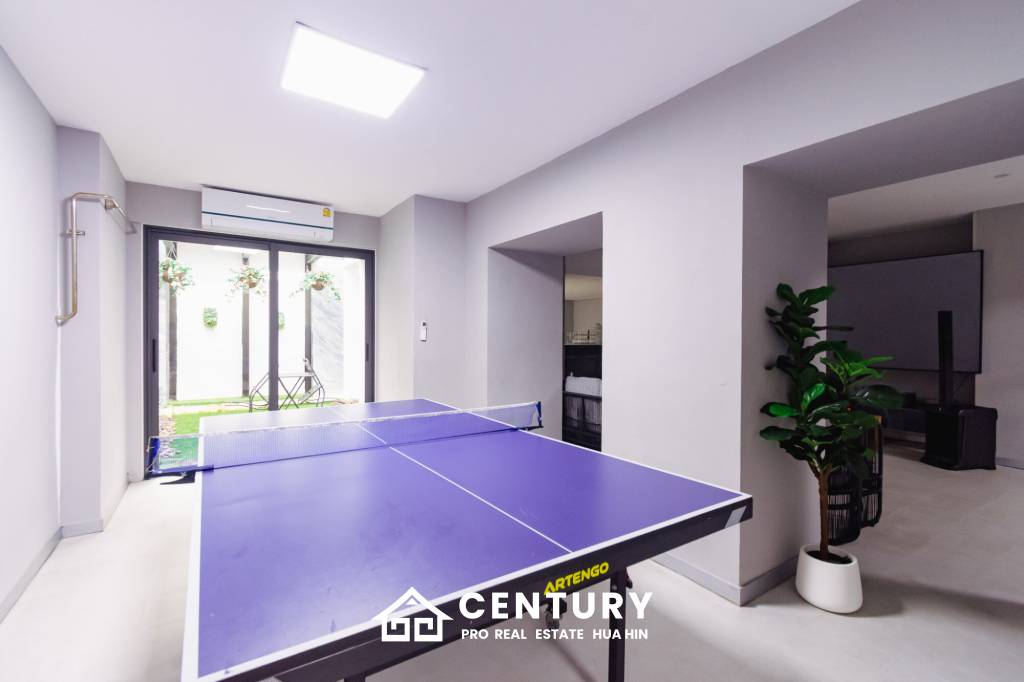 KEHAD FA ISOLATED : 6 bed luxury Beach Front Pool Villas