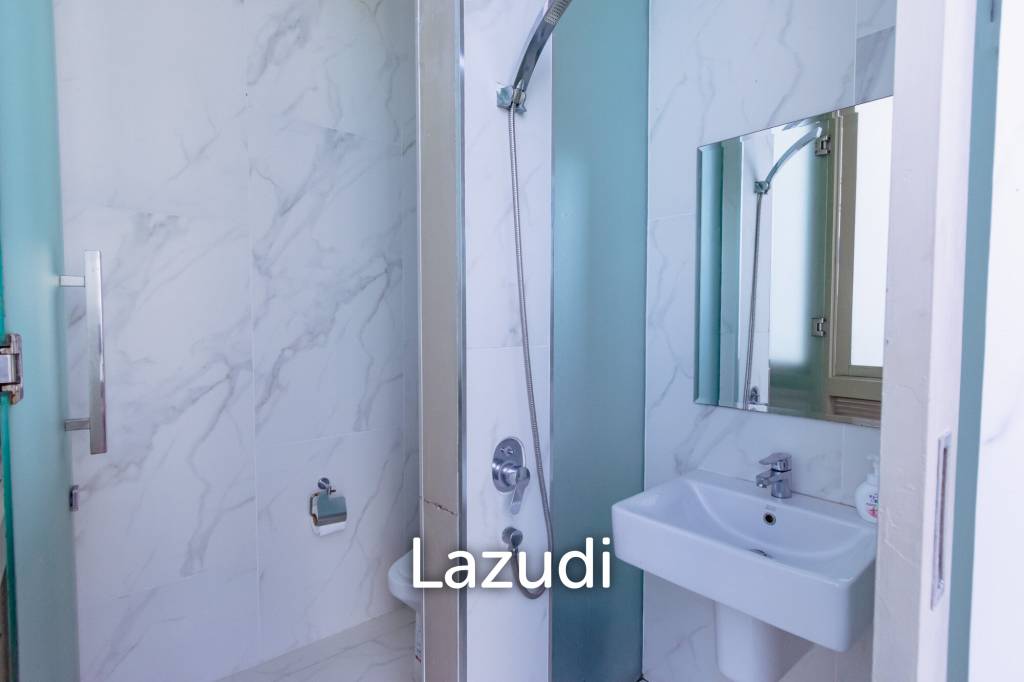 1,597 ตร.ม 7 เตียง 9 อาบน้ำ วิลล่า For ขาย