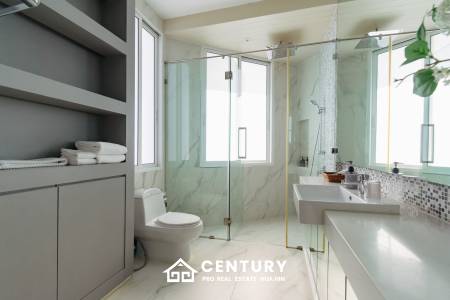 KEHAD FA ISOLATED : 6 bed luxury Beach Front Pool Villas