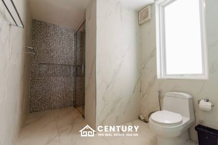 KEHAD FA ISOLATED : 6 bed luxury Beach Front Pool Villas