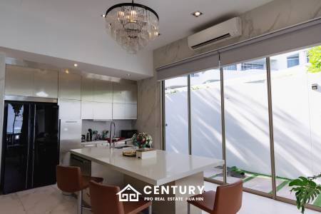 KEHAD FA ISOLATED : 6 bed luxury Beach Front Pool Villas