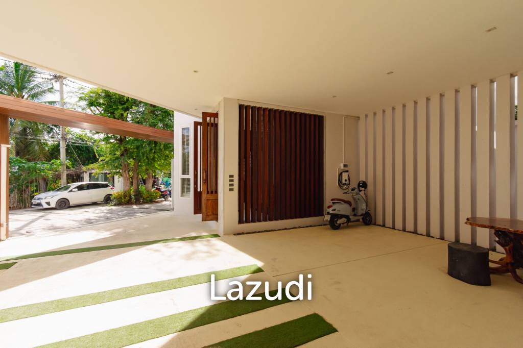 1,597 ตร.ม 7 เตียง 9 อาบน้ำ วิลล่า For ขาย