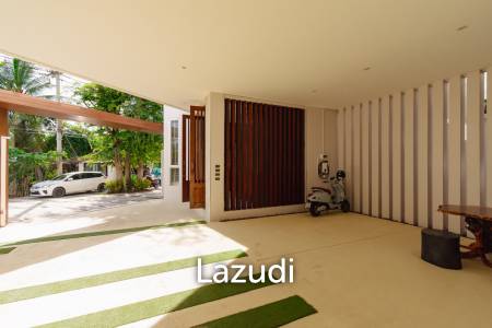 1,597 ตร.ม 7 เตียง 9 อาบน้ำ วิลล่า For ขาย