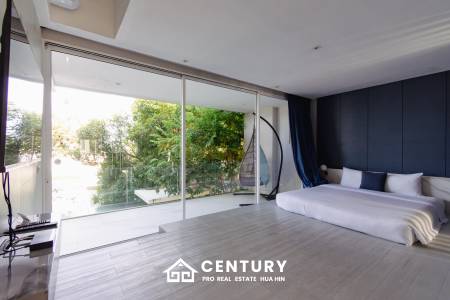 KEHAD FA ISOLATED : 6 bed luxury Beach Front Pool Villas